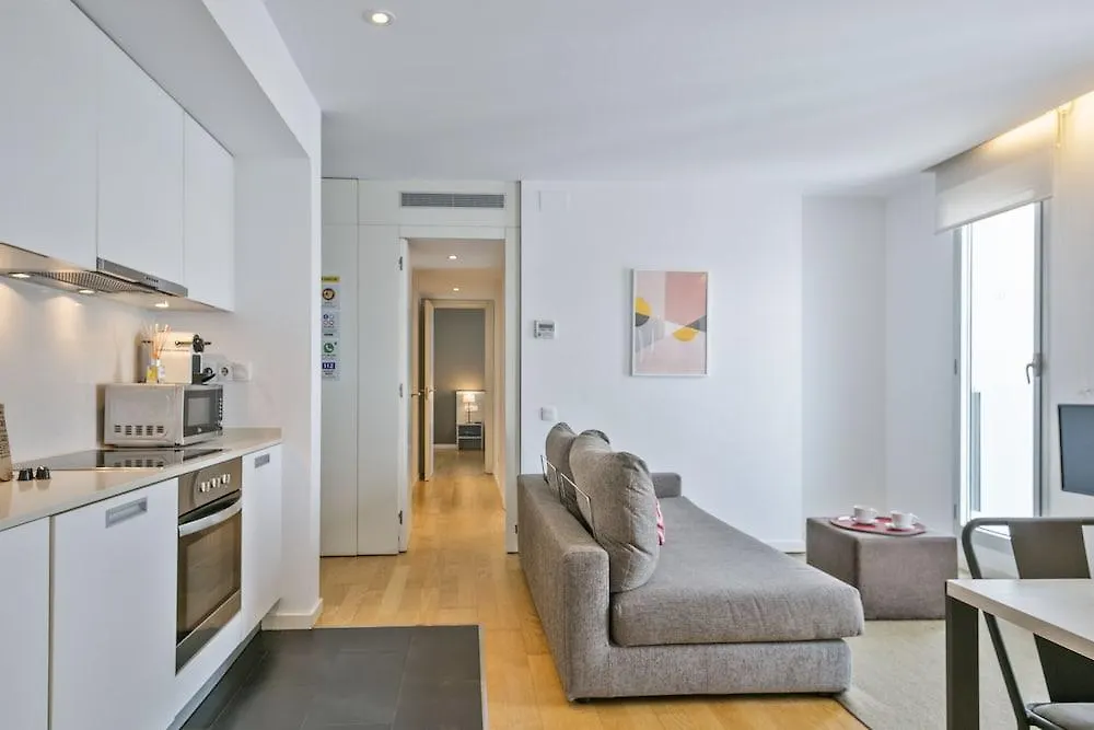 Lugaris Beach Barcelona 0*,