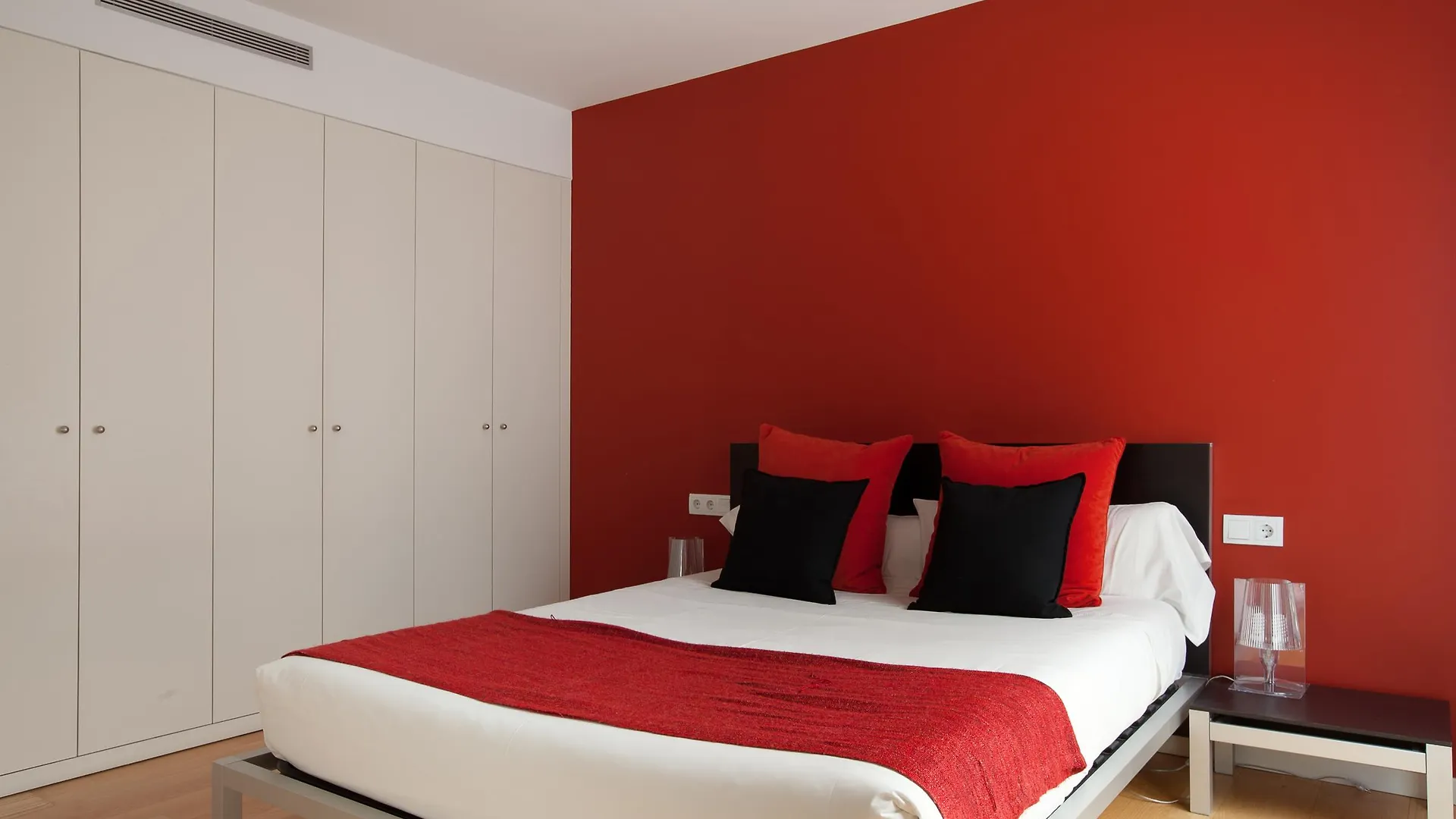 Lugaris Beach Apartment Barcelona